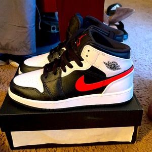 New Released Air Jordan 1s MID